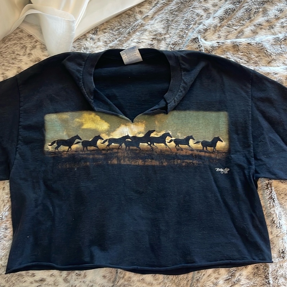 Horse tshirt cropped